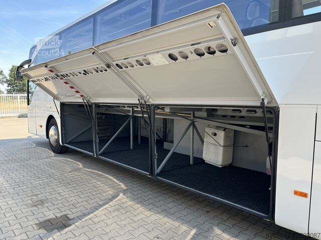 LKW mit Kofferaufbau Mercedes-Benz Tourismo RHD-L FULL OPTION