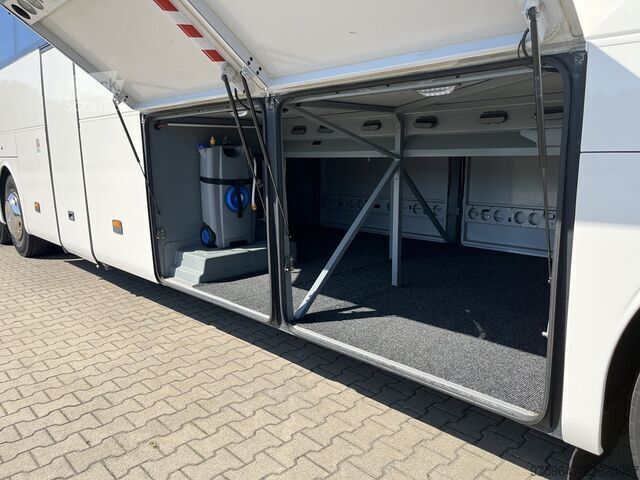 LKW mit Kofferaufbau Mercedes-Benz Tourismo RHD-L FULL OPTION