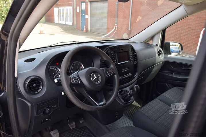 Slēgtais furgons Mercedes-Benz Vito  116 CDI BT RWD extralang 2 X Schiebetür
