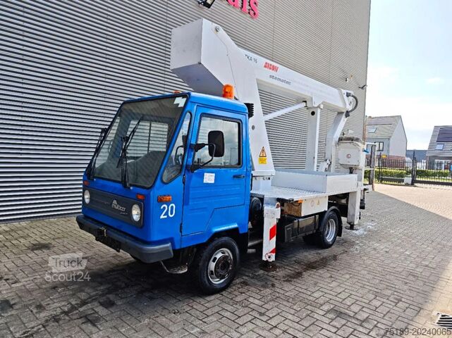 Plate-forme de levage Multicar M26 4x4 Bison TKA 16