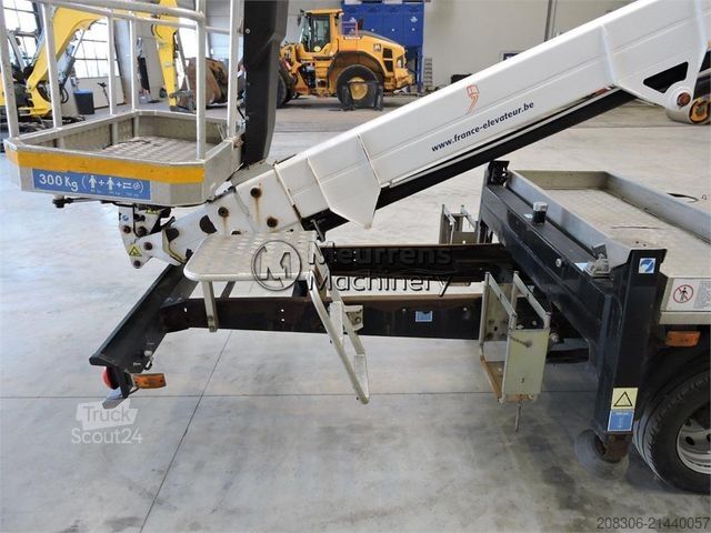 Sonstige Nissan NT400 Cabstar 35.12