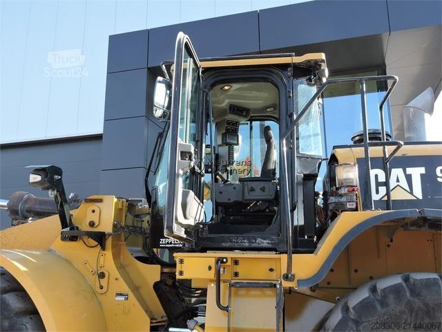 Hjullastare CATERPILLAR 972M