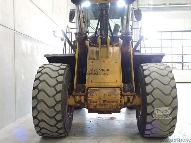 Hjullastare CATERPILLAR 966M