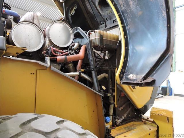 Hjullastare CATERPILLAR 966M