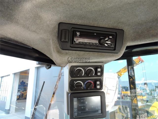 Hjullastare CATERPILLAR 966M