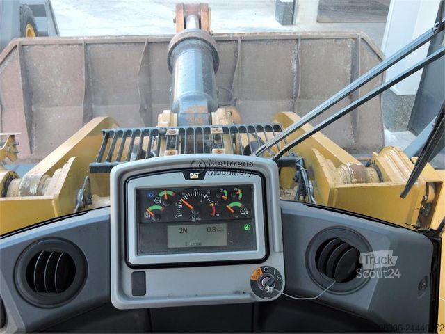 Hjullastare CATERPILLAR 966M