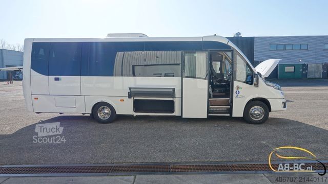 Autocar IVECO Rosero First Busworld Edition 31 Sitze EURO 6