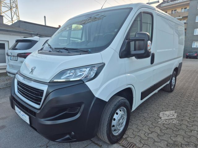 High top van MERCEDES-BENZ Sprinter 314 Kasten L2/H2*3 Sitzer*Klima*Regale*