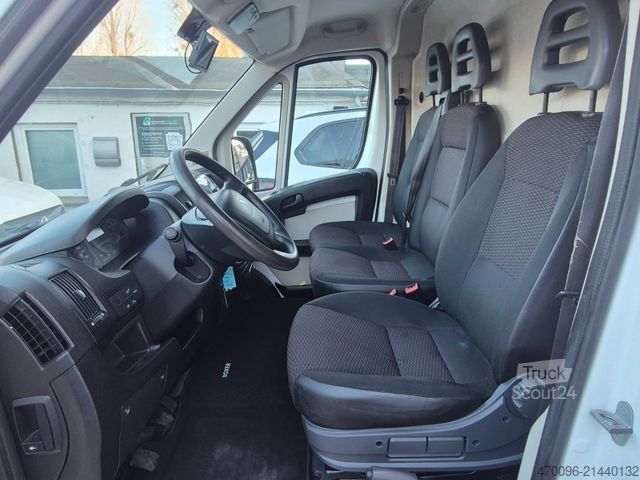 High top van MERCEDES-BENZ Sprinter 314 Kasten L2/H2*3 Sitzer*Klima*Regale*