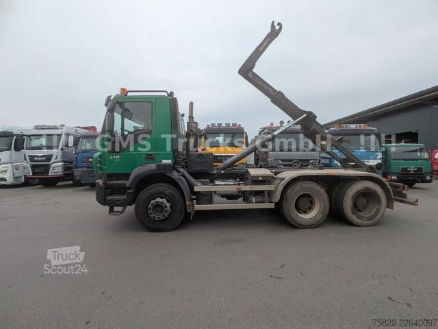 Tovornjak s kavljem za kontejnerje IVECO Trakker 410 / 6X4 / Full steel / Manual Retarder