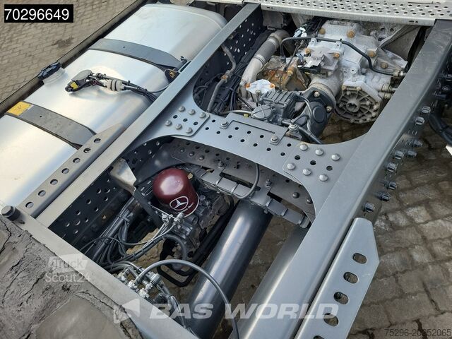Standart-SZM Mercedes Actros 1848 4X2 BigSpace Retarder Xenon Standkl...