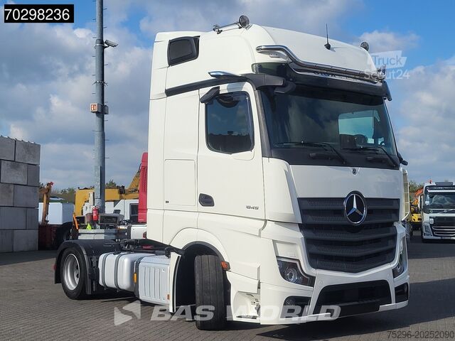 Volume SCM Mercedes Actros 1845 4X2 Mega Retarder 2xTanks ACC Stand...