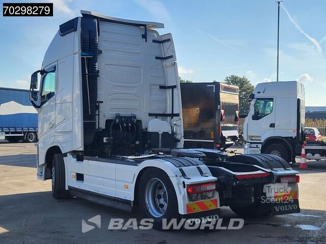 Standart-SZM Volvo FH 540 4X2 XL Retarder 2xTanks Xenon Euro 6