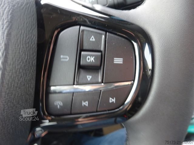 Minibus FORD Tourneo Custom L2 Titanium X Matrix Pano B&O AHK