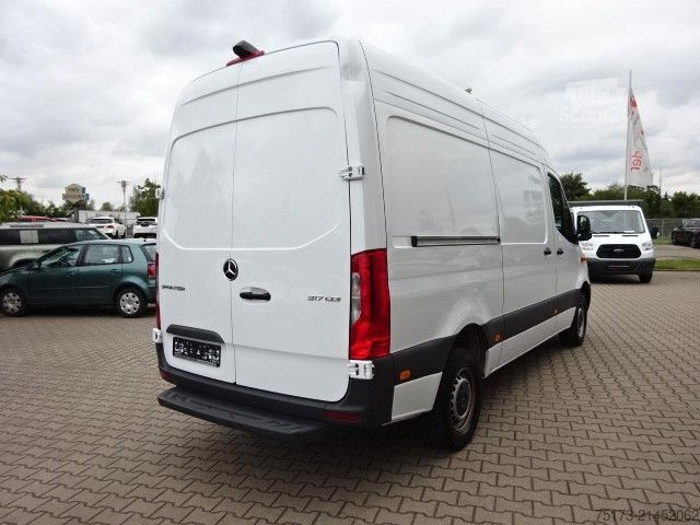 Bestelwagen MERCEDES-BENZ Sprinter III Kasten RWD 317 CDI MBUX Navi 360°