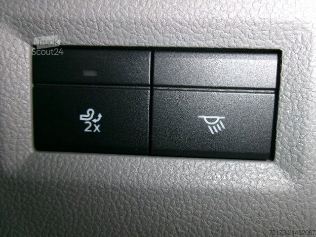 Minibus FORD Tourneo Custom Bus 320 L2 Titanium X AWD Matrix