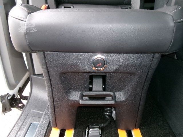 Minibus FORD Tourneo Custom Bus 320 L2 Titanium X AWD Matrix