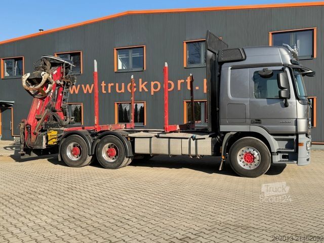 Holztransporter LKW MERCEDES-BENZ Actros 2660 6x4 Holztransport mit Kran Penz 10Z8