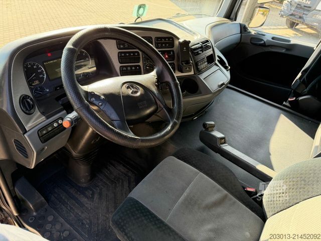 Holztransporter LKW MERCEDES-BENZ Actros 2660 6x4 Holztransport mit Kran Penz 10Z8