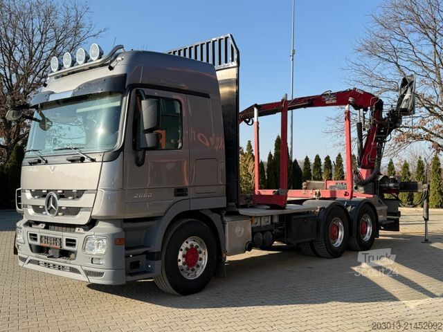 Holztransporter LKW MERCEDES-BENZ Actros 2660 6x4 Holztransport mit Kran Penz 10Z8