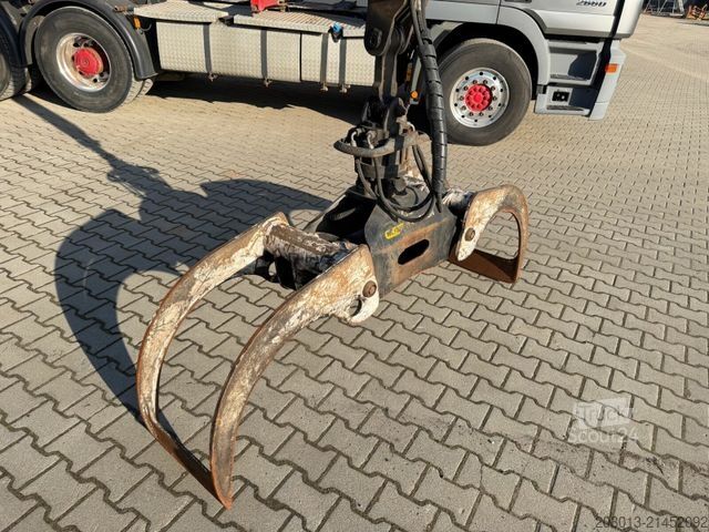 Holztransporter LKW MERCEDES-BENZ Actros 2660 6x4 Holztransport mit Kran Penz 10Z8