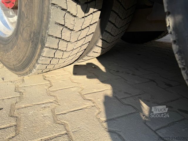 Holztransporter LKW MERCEDES-BENZ Actros 2660 6x4 Holztransport mit Kran Penz 10Z8