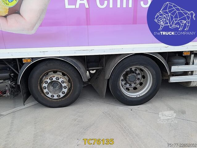 Bőrönd DAF 85 CF 460