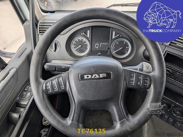Bőrönd DAF 85 CF 460