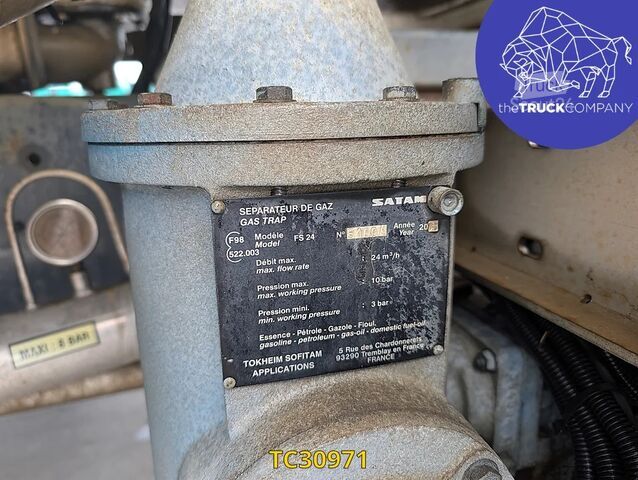 Cisterna Renault Premium 270