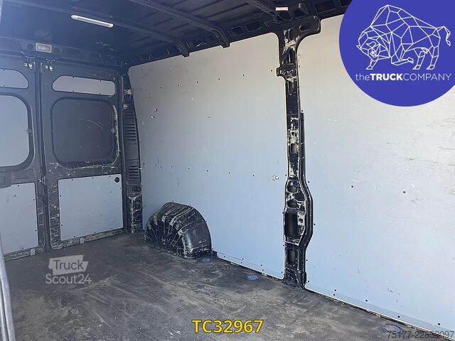 Panelová dodávka Peugeot Boxer L2H2