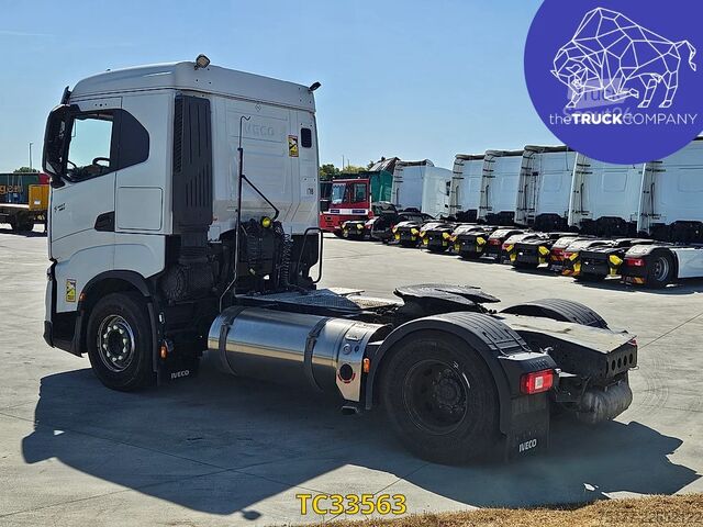 Estándar-SZM Iveco S-Way 460