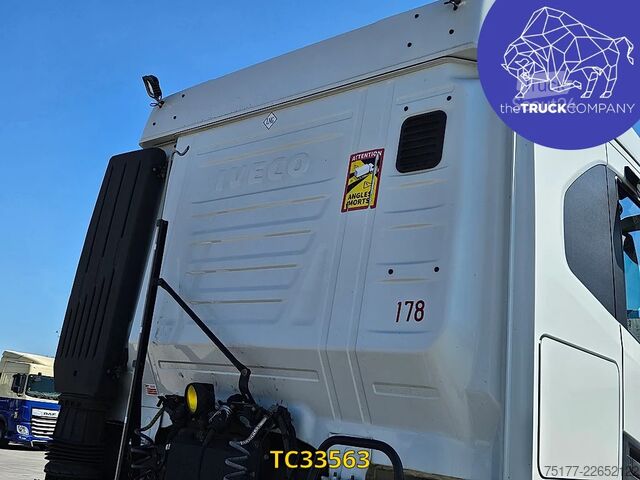 Estándar-SZM Iveco S-Way 460