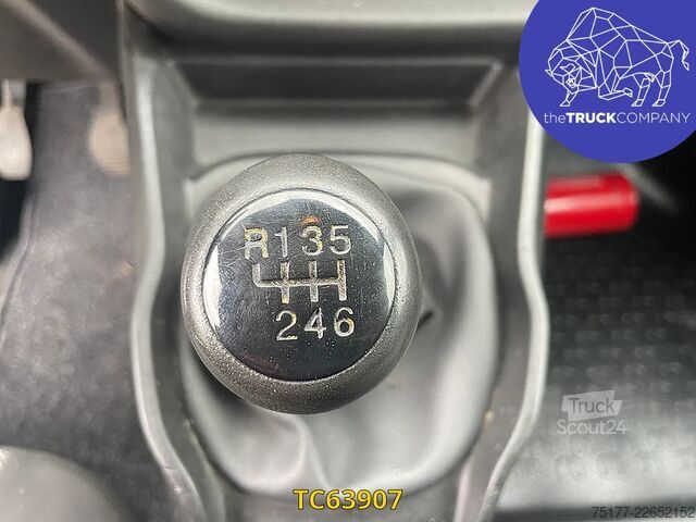 Yüksek tavanlı istasyon vagonu Fiat Doblo CARGO 1.6