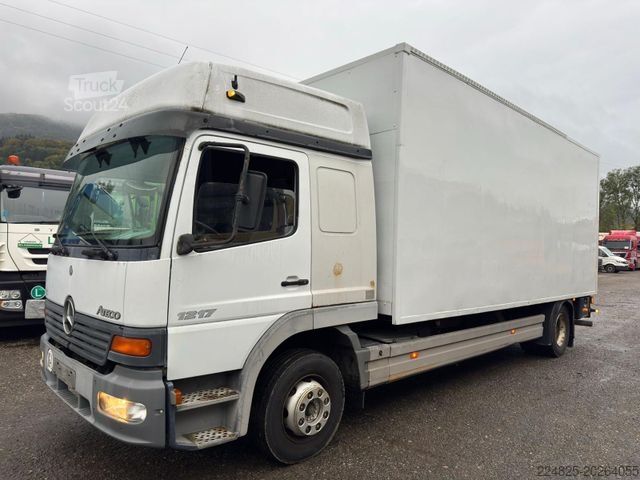 Box truck MERCEDES-BENZ ATEGO 1217L*KOFFERAUFBAU+LBW*2000*EURO2*