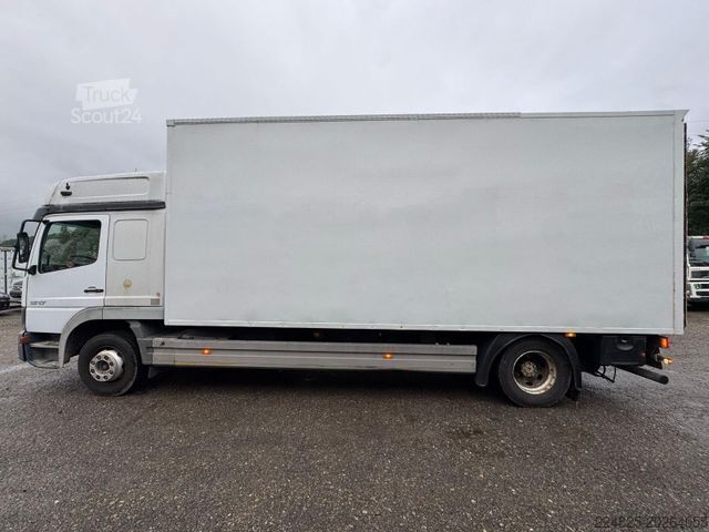 Box truck MERCEDES-BENZ ATEGO 1217L*KOFFERAUFBAU+LBW*2000*EURO2*