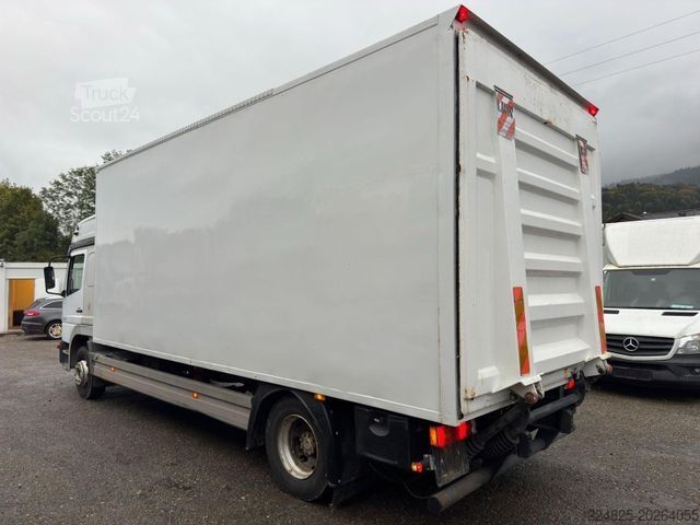 Box truck MERCEDES-BENZ ATEGO 1217L*KOFFERAUFBAU+LBW*2000*EURO2*