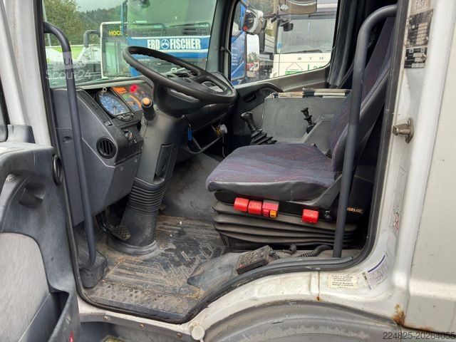 Box truck MERCEDES-BENZ ATEGO 1217L*KOFFERAUFBAU+LBW*2000*EURO2*