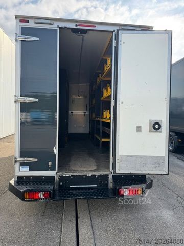 Transporter mit Koffer RENAULT Master 2.3 dCi Koffer 4,32m Klima Luftfederung