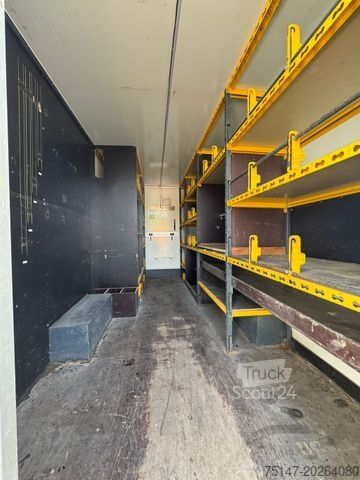 Transporter mit Koffer RENAULT Master 2.3 dCi Koffer 4,32m Klima Luftfederung