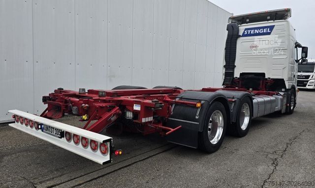 Mainomas kėbulo sunkvežimis VOLVO FH 440 6x2 Hubrahmen 2x AHK Lift 321tkm Original