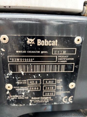 Minibagger BOBCAT E 57W Mobilbagger - Klima - Tilt !!!