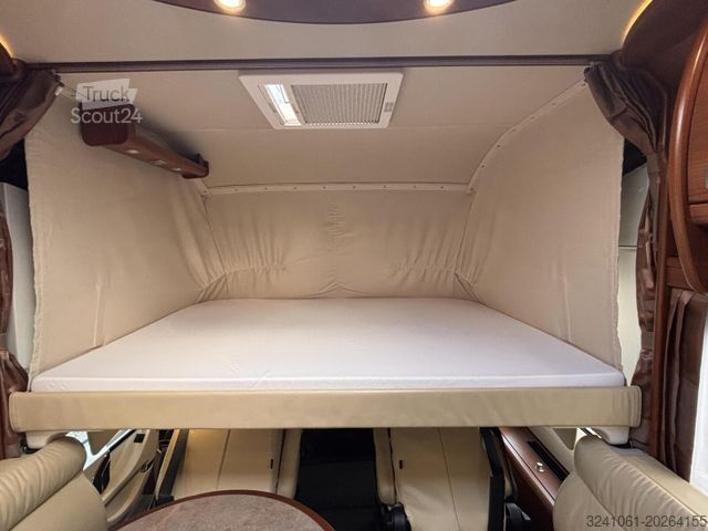 Інтегрований автокемпер CARTHAGO chic e-line I 51 Linerclass Hubst. Lithiu 300 AH