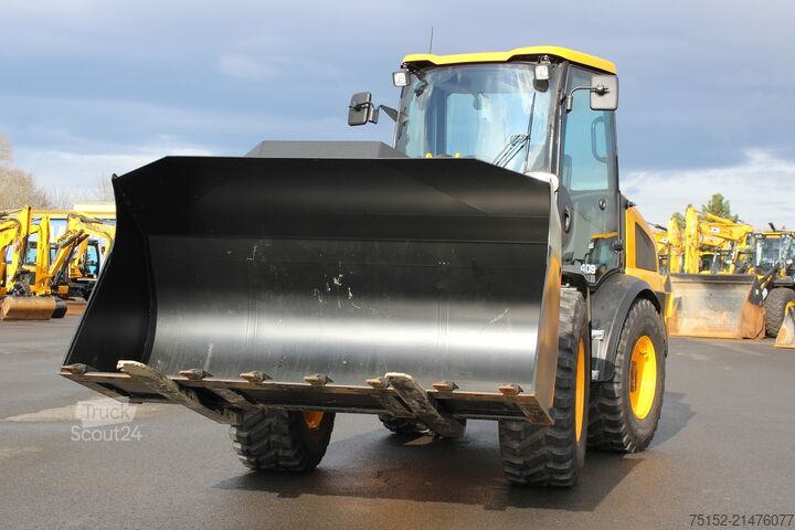 Nakladae na kolovém podvozku JCB 409