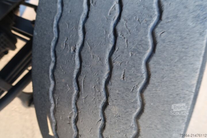 Camion-benne tricar Mercedes-Benz Arocs 2651 K