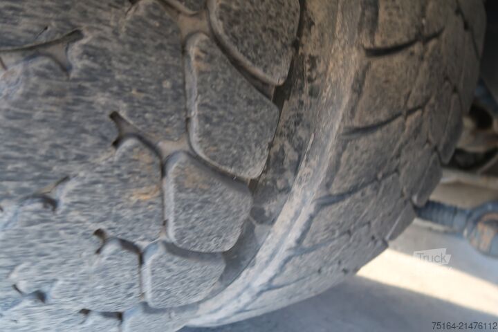 Camion-benne tricar Mercedes-Benz Arocs 2651 K