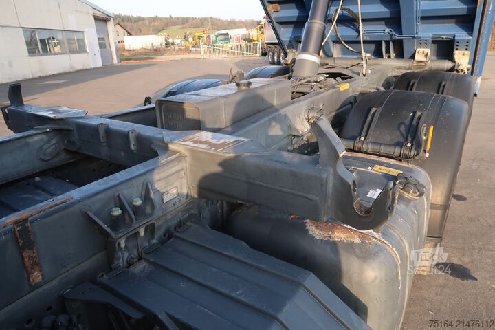 Camion-benne tricar Mercedes-Benz Arocs 2651 K