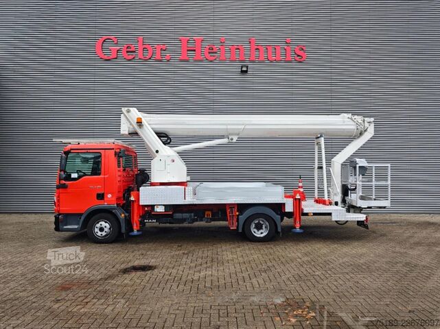Hefplatform MAN TGL 7.150 4x2 Ruthmann T330