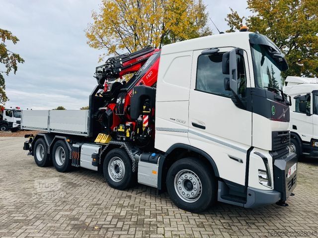 Speciální nákladní automobil VOLVO FH 500 8x4 Kran F820 RA2.27 Jib & Winde Sofort