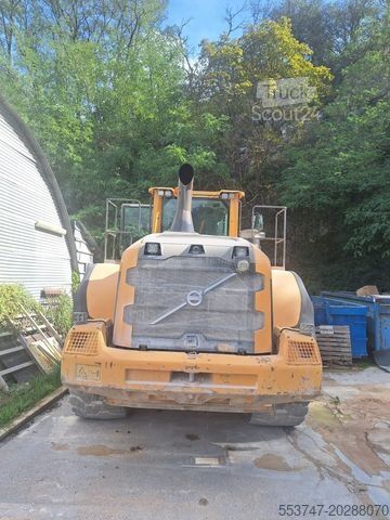 Kerekes rakodó VOLVO L 220 G