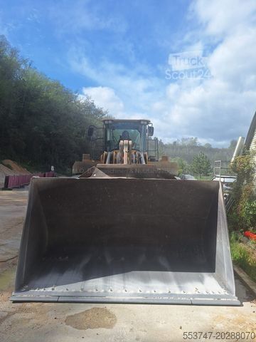 Kerekes rakodó VOLVO L 220 G